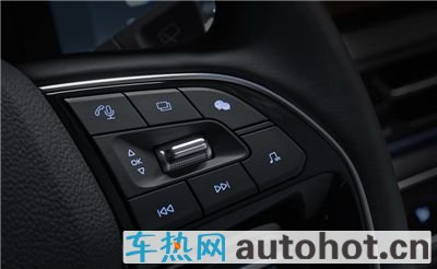 2020年长安CS75系列销售突破26万辆！   